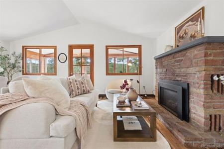 293 Bendemeer Drive
