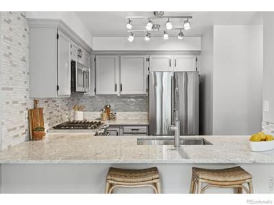 2892 W Long Circle