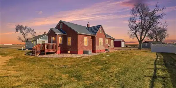 33062 County Road 43
