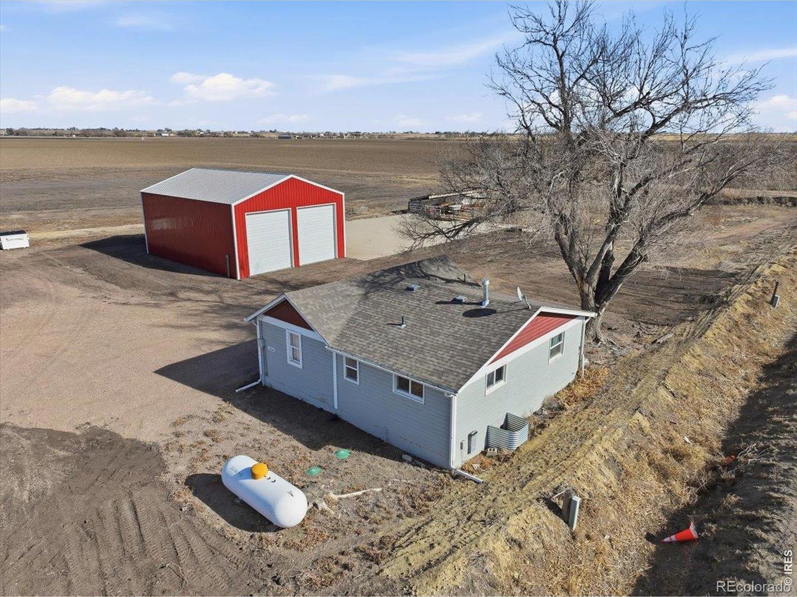 Image 4: This is the second home on the property. This home is currently rented for $1600/mo. The 30x40 shop was rebuilt in 2022! Image 4: This is the second home on the property. This home is currently rented for $1600/mo. The 30x40 shop was rebuilt in 2022!