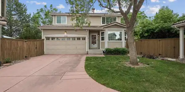 1131 Laurenwood Way