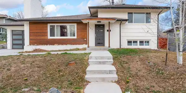 537 Crestmore Place