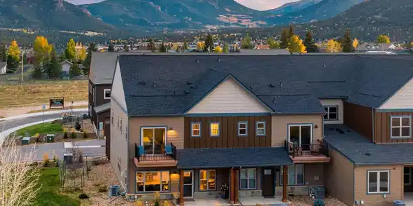 1728 Continental Peaks Circle