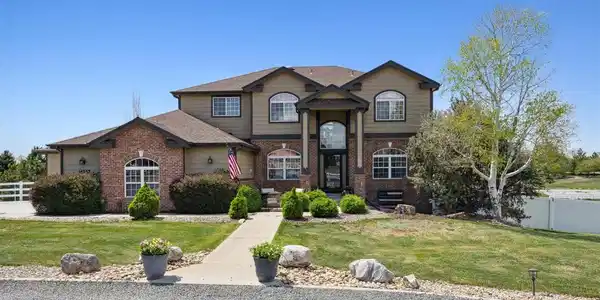 14953 Akron Court