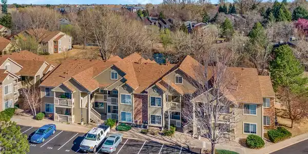 1225 W Prospect Road
