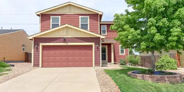828 Lonewolf Circle