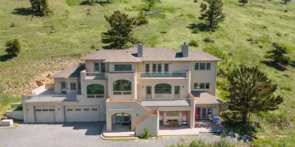 606 Sugarloaf Mountain Road
