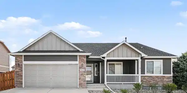 Image 2: Welcome to your new home - 7347 Atlantis St! Image 2: Welcome to your new home - 7347 Atlantis St!