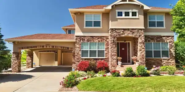 13973 Pinehurst Circle