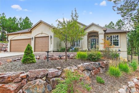 953 Pinenut Court