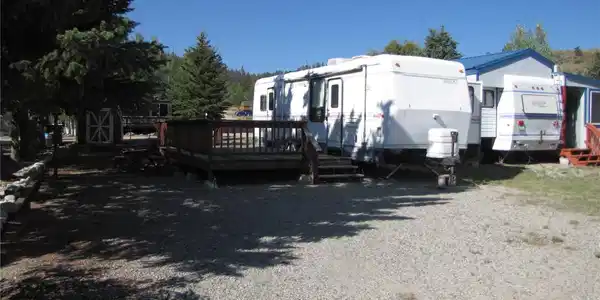 84 Clubcar Road