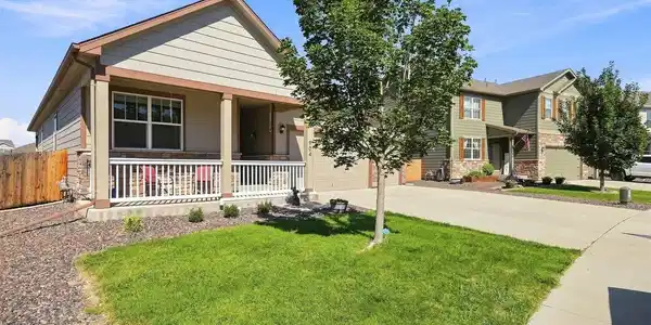 Image 3: Covered front porch