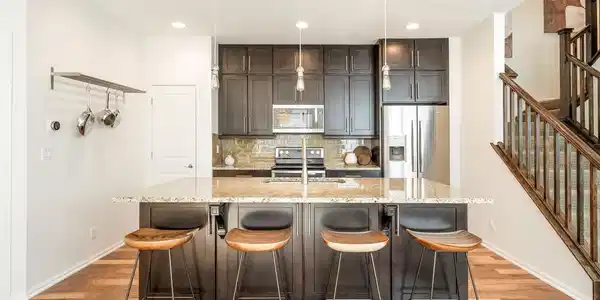 11045 E 28th Place