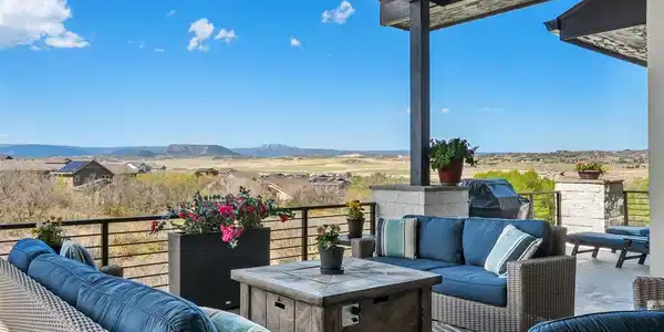 Image 3: Covered upper deck enjoys view of the mountains and green belt. Image 3: Covered upper deck enjoys view of the mountains and green belt.
