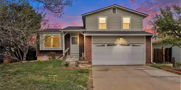 19707 E Princeton Place