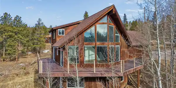 225 Evergreen Road