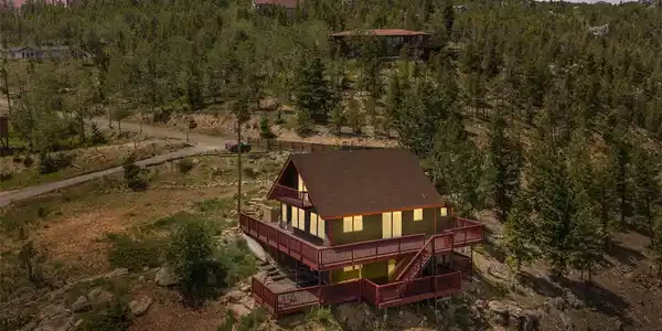 848 Aspen Drive