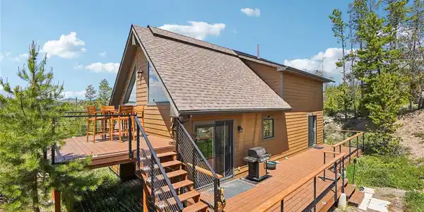 124 Lake View Drive