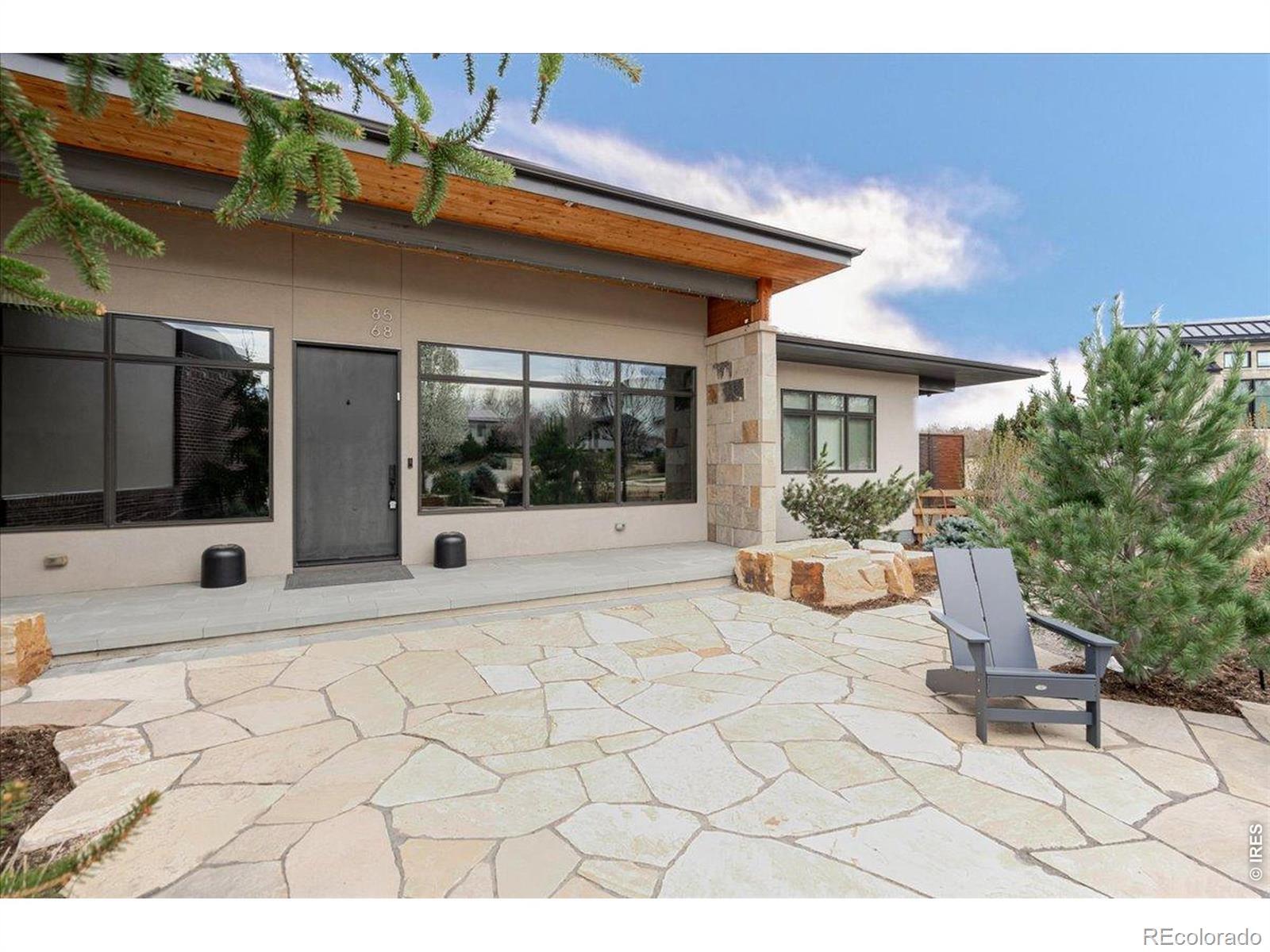 Image 3: mountain views from front porch and entry Image 3: mountain views from front porch and entry