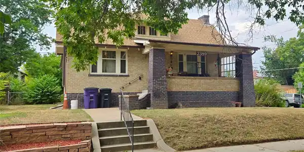 2389 Forest Street