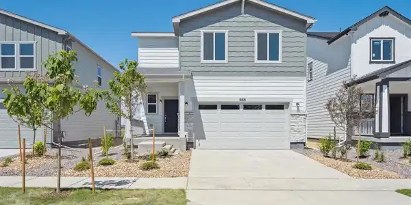 2169 Flower Blossom Avenue