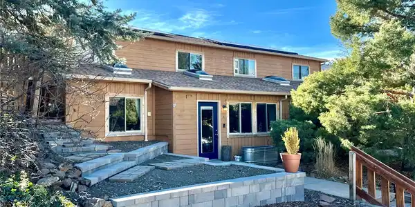 16812 W 16th Place