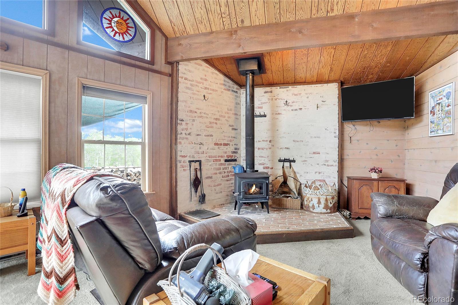 Image 3: Living Room