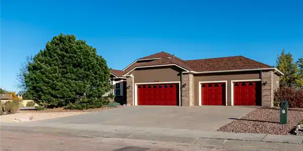 9385 Winged Foot Road