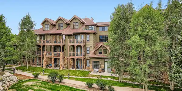 34 Highfield Trail