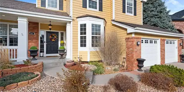 851 Hughes Lane