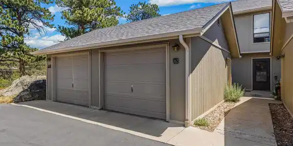 Image 3: One-car garage for your convenience Image 3: One-car garage for your convenience