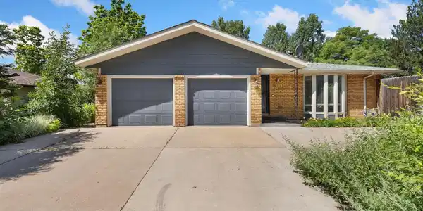 1323 Horizon Lane