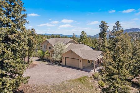 6252 King Drive