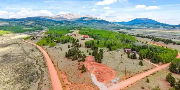 101 Dry Lake Road