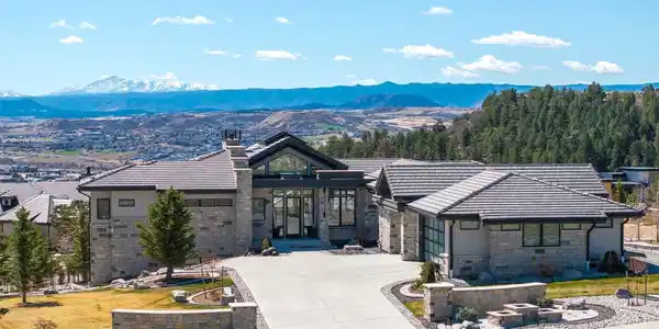 7436 Sapphire Pointe Boulevard