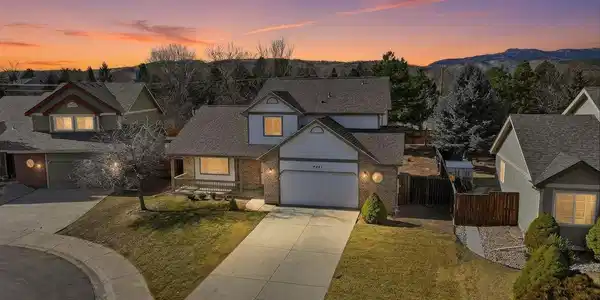 4321 Mesaview Lane