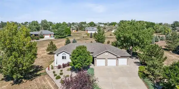 102 Cattail Court