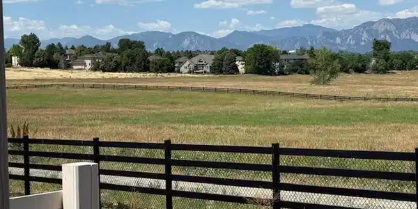 925 Latigo Loop