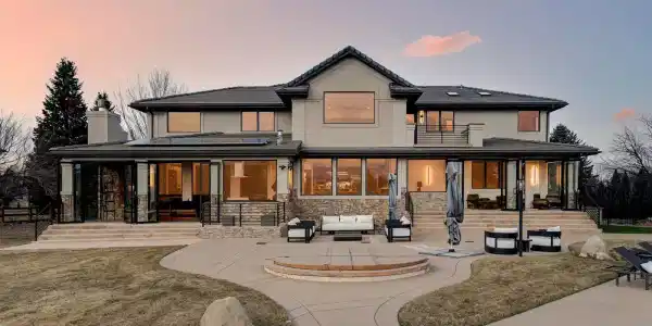 8906 Little Raven Trail