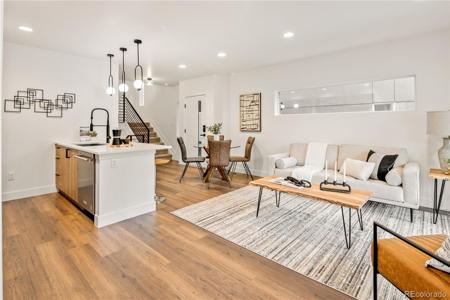 1344 Knox Court