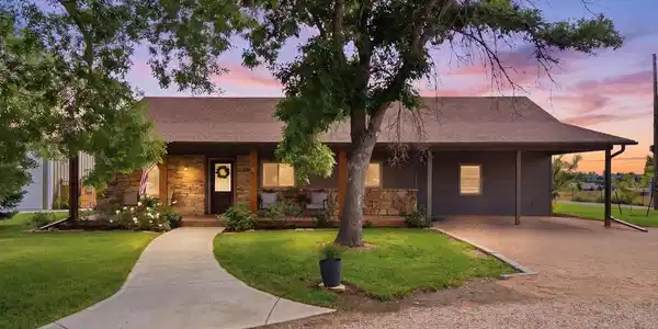 450 N County Road 23 E