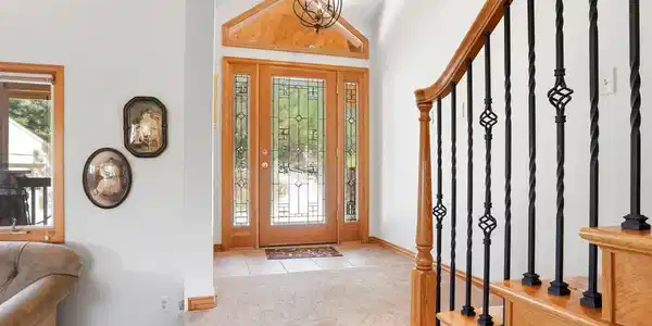 Image 4: Entry/foyer Image 4: Entry/foyer