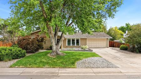 5477 W Hinsdale Place