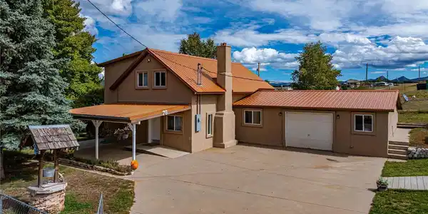 76 Windy Way