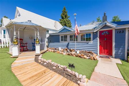 123 W Masonic Avenue