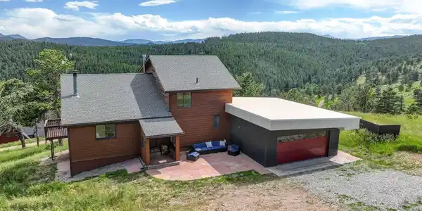 144 Coyote Court