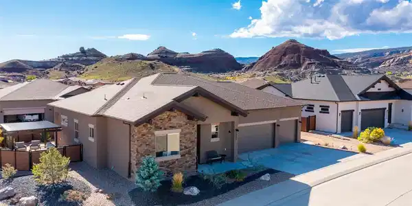2287 Rock Valley Road