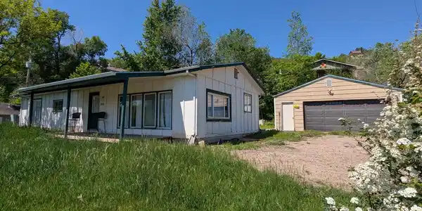Image 2: Welcome to 4809 Foothills Dr.