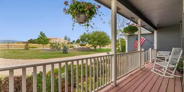 Image 4: 2-acres with mature landscaping and VIEWS! Image 4: 2-acres with mature landscaping and VIEWS!