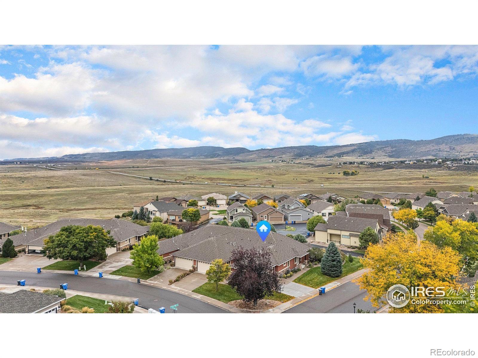 Image 2: Beautiful Foothills Views Image 2: Beautiful Foothills Views